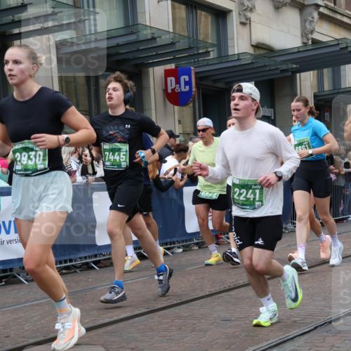 13.09.2026 - 21. swb-Marathon Bremen Strokosch-Dieckow http://msf.ph/oto/10362971 13.09.2026 13:36:43 Ziel 551, 813, 843, 950, 1285, 1641, 1849, 1854, 1991, 2241, 2275, 2531, 2930, 3122, 3541, 3635, 3732, 3787, 3874, 3894, 3909, 3998, 4261, 4335, 4410, 4448, 4932, 4947, 5236, 5355, 5547, 5577, 6046, 6056, 6269, 6408, 6431, 6629, 6961, 6966, 7006, 7046, 7398, 7445, 7640, 7937, 8034, 8268, 8443, 8458, 8498, 8839, 9140, 9310, 9317, 9331, 9415, 9589, 9840, 13077, 164, 372, 813, 900, 1738, 1880, 1936, 2467, 2673, 2692, 2700, 2731, 2819, 2823, 3067, 3585, 3635, 3815, 4006, 4050 meine-sportfotos.de