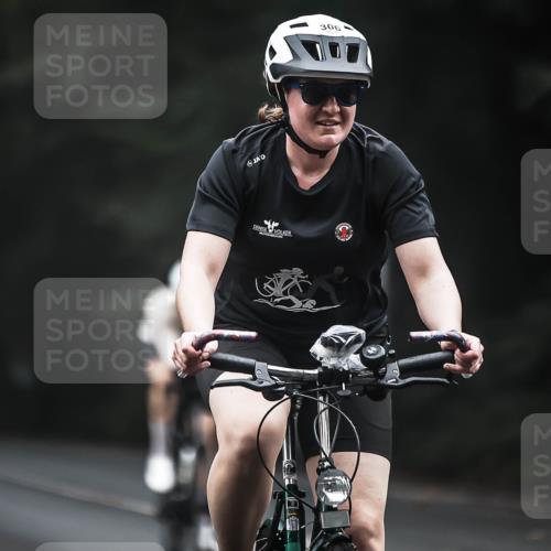 13.09.2026 - Stadtparktriathlon H.Heesch http://msf.ph/oto/10362998 13.09.2026 10:06:57 Radfahren 217, 285, 290, 306, 328 meine-sportfotos.de