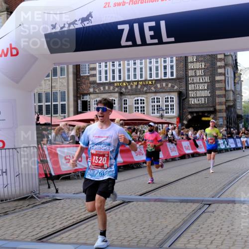 13.09.2026 - 21. swb-Marathon Bremen Tim E. http://msf.ph/oto/10363014 13.09.2026 13:00:38 Ziel 671, 912, 2683, 5776, 7015, 8689 meine-sportfotos.de