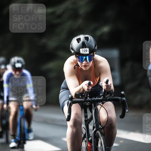 13.09.2026 - Stadtparktriathlon H.Heesch http://msf.ph/oto/10363027 13.09.2026 11:19:34 Radfahren 600, 612, 709, 733, 760, 789, 808, 812, 822 meine-sportfotos.de