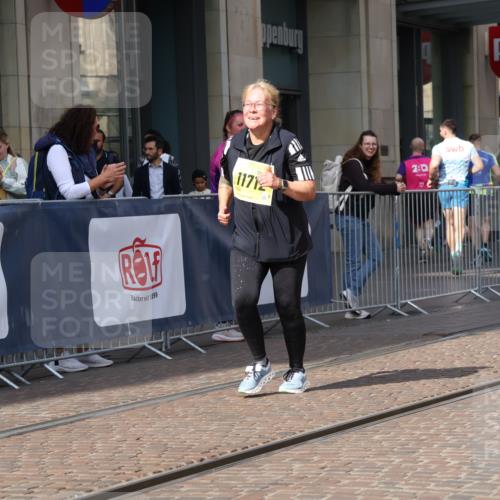 13.09.2026 - 21. swb-Marathon Bremen Strokosch-Dieckow http://msf.ph/oto/10363038 13.09.2026 11:23:59 Ziel 11712, 10292, 10413, 10970 meine-sportfotos.de