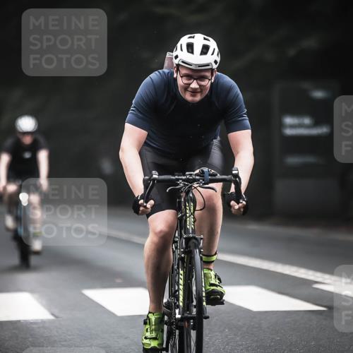 13.09.2026 - Stadtparktriathlon H.Heesch http://msf.ph/oto/10363039 13.09.2026 10:07:02 Radfahren 217, 284, 290, 304, 306, 328, 339 meine-sportfotos.de