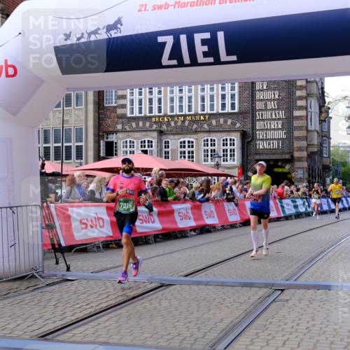 13.09.2026 - 21. swb-Marathon Bremen Tim E. http://msf.ph/oto/10363046 13.09.2026 13:00:39 Ziel 671, 912, 1550, 1754, 2683, 5776, 7015, 8689 meine-sportfotos.de