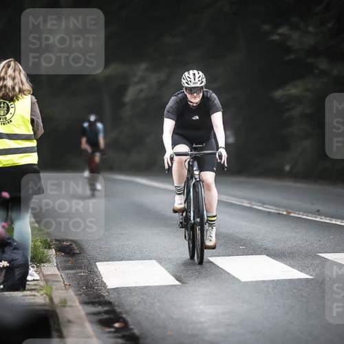 13.09.2026 - Stadtparktriathlon H.Heesch http://msf.ph/oto/10363048 13.09.2026 10:07:04 Radfahren 217, 284, 304, 328, 339 meine-sportfotos.de