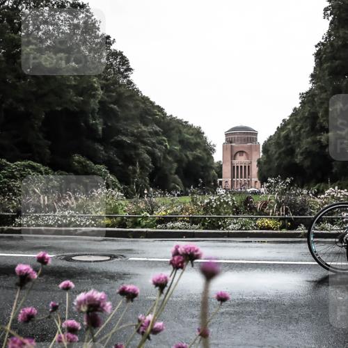 13.09.2026 - Stadtparktriathlon H.Heesch http://msf.ph/oto/10363052 13.09.2026 12:26:44 Radfahren 972, 1000, 1037, 1062, 1063, 1178 meine-sportfotos.de