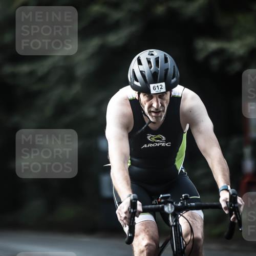13.09.2026 - Stadtparktriathlon H.Heesch http://msf.ph/oto/10363064 13.09.2026 11:19:36 Radfahren 600, 612, 709, 733, 760, 789, 812, 822 meine-sportfotos.de