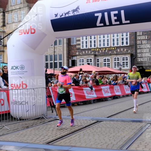 13.09.2026 - 21. swb-Marathon Bremen Tim E. http://msf.ph/oto/10363074 13.09.2026 13:00:39 Ziel 671, 912, 1550, 1754, 2683, 5776, 7015, 8689 meine-sportfotos.de