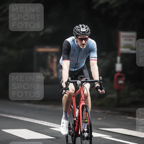 13.09.2026 - Stadtparktriathlon H.Heesch http://msf.ph/oto/10363098 13.09.2026 10:07:08 Radfahren 217, 284, 304, 339 meine-sportfotos.de