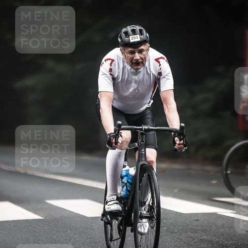 13.09.2026 - Stadtparktriathlon H.Heesch http://msf.ph/oto/10363134 13.09.2026 10:07:18 Radfahren 293 meine-sportfotos.de