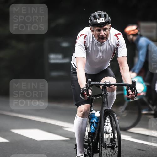 13.09.2026 - Stadtparktriathlon H.Heesch http://msf.ph/oto/10363139 13.09.2026 10:07:18 Radfahren 293 meine-sportfotos.de