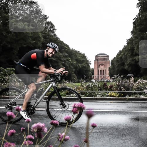 13.09.2026 - Stadtparktriathlon H.Heesch http://msf.ph/oto/10363168 13.09.2026 12:27:35 Radfahren 1047, 1051 meine-sportfotos.de