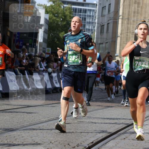 13.09.2026 - 21. swb-Marathon Bremen Strokosch-Dieckow http://msf.ph/oto/10363187 13.09.2026 13:34:37 Ziel 682, 911, 1307, 1364, 2355, 2464, 3068, 3162, 3214, 3632, 3636, 3984, 4112, 5147, 5265, 5489, 5566, 5768, 5852, 6090, 6255, 6350, 6405, 7113, 7696, 7746, 7897, 7988, 8870, 9094, 9100, 9402, 9453, 9802, 9905, 10058, 13112, 13118, 1210, 1967, 2525, 2561, 2831, 3181, 3353, 3380, 3765, 3842, 5378, 5415, 5684, 5694, 6128, 6168, 6244, 7443, 7462, 8155, 8182, 8493, 8552, 8683, 9038, 9788, 9820, 13180 meine-sportfotos.de