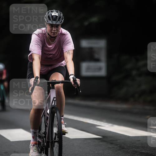 13.09.2026 - Stadtparktriathlon H.Heesch http://msf.ph/oto/10363208 13.09.2026 13:10:36 Radfahren 1193, 1204, 1363, 1380, 1389, 1393, 1411 meine-sportfotos.de
