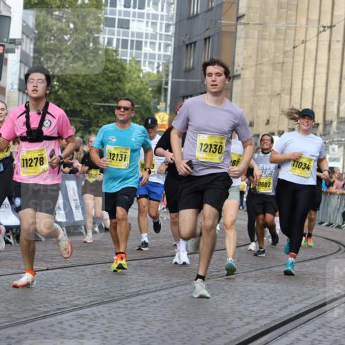 13.09.2026 - 21. swb-Marathon Bremen Strokosch-Dieckow http://msf.ph/oto/10363220 13.09.2026 10:59:03 Ziel 10254, 10485, 10794, 10832, 10878, 10948, 11030, 11189, 11228, 11488, 11743, 11955, 12176, 12237, 12320, 12499, 12505, 10415, 10492, 10668, 11086, 11125, 11301, 11302, 11500, 11913, 12118, 12200, 12537, 12541 meine-sportfotos.de