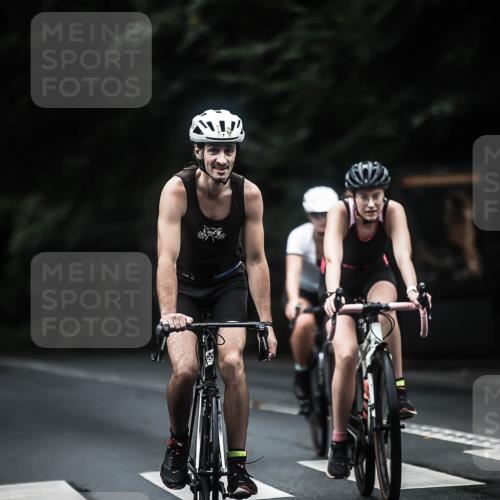 13.09.2026 - Stadtparktriathlon H.Heesch http://msf.ph/oto/10363243 13.09.2026 13:10:46 Radfahren 1355, 1373, 1425, 1427 meine-sportfotos.de