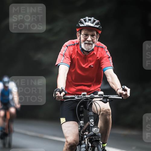 13.09.2026 - Stadtparktriathlon H.Heesch http://msf.ph/oto/10363244 13.09.2026 10:07:44 Radfahren 269, 341 meine-sportfotos.de
