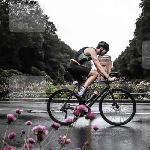 13.09.2026 - Stadtparktriathlon H.Heesch http://msf.ph/oto/10363268 13.09.2026 12:28:15 Radfahren 999, 1004, 1056, 1138, 1152 meine-sportfotos.de