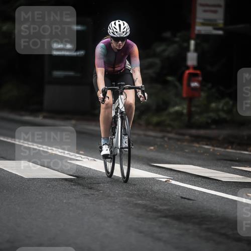 13.09.2026 - Stadtparktriathlon H.Heesch http://msf.ph/oto/10363277 13.09.2026 13:10:56 Radfahren 1251, 1293, 1334, 1347, 1356, 1364 meine-sportfotos.de