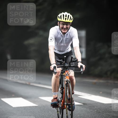 13.09.2026 - Stadtparktriathlon H.Heesch http://msf.ph/oto/10363280 13.09.2026 10:07:52 Radfahren 227, 341 meine-sportfotos.de