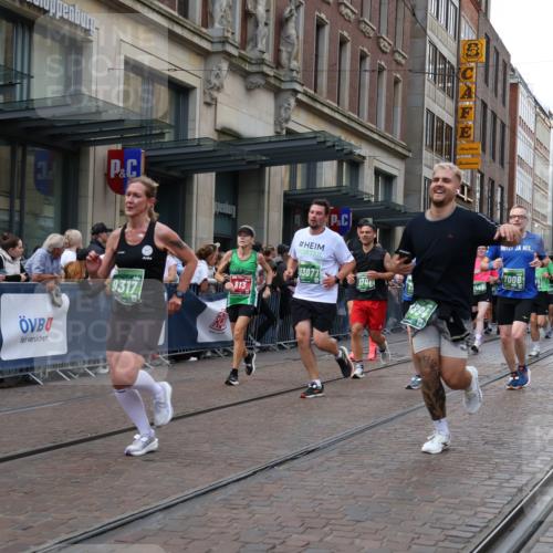 13.09.2026 - 21. swb-Marathon Bremen Strokosch-Dieckow http://msf.ph/oto/10363290 13.09.2026 13:36:50 Ziel 950, 1180, 1285, 1641, 1849, 1854, 1991, 2241, 2531, 2930, 3122, 3333, 3732, 3787, 3894, 3909, 4261, 4410, 4448, 4932, 4947, 5547, 5577, 5612, 6046, 6056, 6269, 6431, 6629, 6904, 6947, 6961, 7006, 7046, 7398, 7445, 7571, 7937, 8034, 8268, 8443, 8458, 8839, 9140, 9310, 9317, 9331, 9415, 9589, 9701, 9840, 13077, 164, 551, 813, 843, 1936, 2275, 2467, 2673, 2731, 2819, 2823, 3067, 3541, 3585, 3635, 3815, 3874, 3998, 4006, 4050, 5236, 5355, 6269, 6408 meine-sportfotos.de
