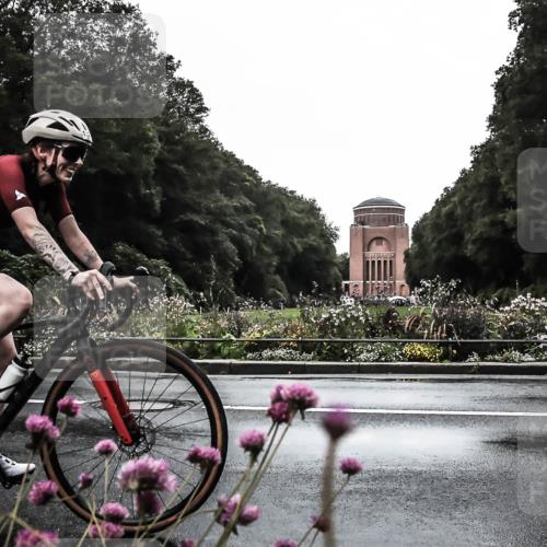 13.09.2026 - Stadtparktriathlon H.Heesch http://msf.ph/oto/10363302 13.09.2026 12:28:31 Radfahren 1120 meine-sportfotos.de