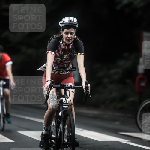 13.09.2026 - Stadtparktriathlon H.Heesch http://msf.ph/oto/10363319 13.09.2026 13:11:00 Radfahren 1251, 1293, 1334, 1347, 1356, 1364 meine-sportfotos.de