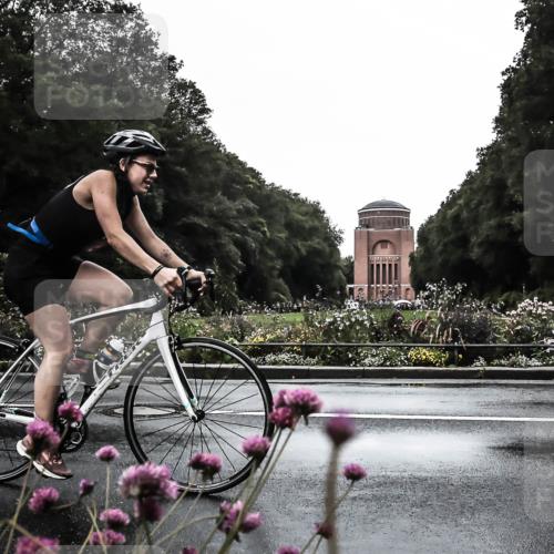 13.09.2026 - Stadtparktriathlon H.Heesch http://msf.ph/oto/10363330 13.09.2026 12:28:49 Radfahren 1081, 1088 meine-sportfotos.de