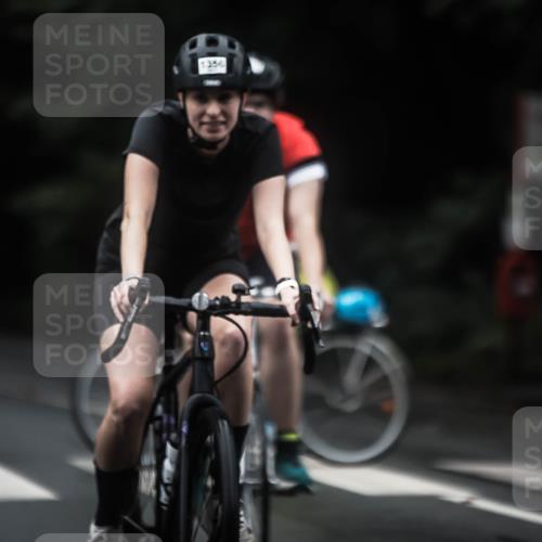 13.09.2026 - Stadtparktriathlon H.Heesch http://msf.ph/oto/10363345 13.09.2026 13:11:02 Radfahren 1251, 1293, 1334, 1347, 1356, 1364 meine-sportfotos.de