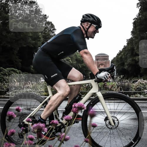 13.09.2026 - Stadtparktriathlon H.Heesch http://msf.ph/oto/10363367 13.09.2026 12:28:59 Radfahren 953, 1006, 1050, 1066, 1149 meine-sportfotos.de