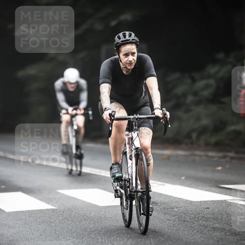 13.09.2026 - Stadtparktriathlon H.Heesch http://msf.ph/oto/10363380 13.09.2026 10:08:13 Radfahren 232, 248, 287, 292, 338 meine-sportfotos.de