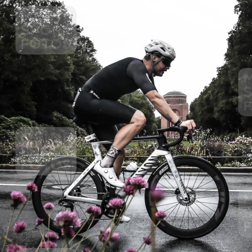 13.09.2026 - Stadtparktriathlon H.Heesch http://msf.ph/oto/10363384 13.09.2026 12:29:02 Radfahren 953, 1006, 1050 meine-sportfotos.de