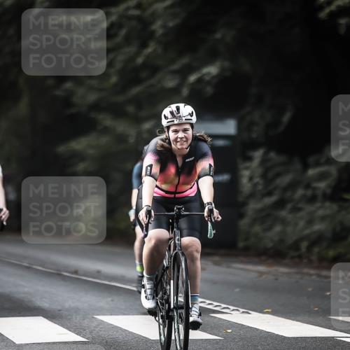 13.09.2026 - Stadtparktriathlon H.Heesch http://msf.ph/oto/10363397 13.09.2026 11:20:07 Radfahren 510, 666, 713, 785, 796 meine-sportfotos.de