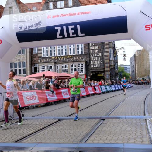 13.09.2026 - 21. swb-Marathon Bremen Tim E. http://msf.ph/oto/10363406 13.09.2026 13:00:58 Ziel 371, 453, 1136, 1550, 1754, 2141, 4904, 8749 meine-sportfotos.de