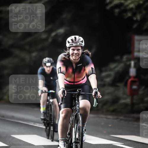 13.09.2026 - Stadtparktriathlon H.Heesch http://msf.ph/oto/10363417 13.09.2026 11:20:08 Radfahren 510, 666, 702, 713, 785, 796 meine-sportfotos.de