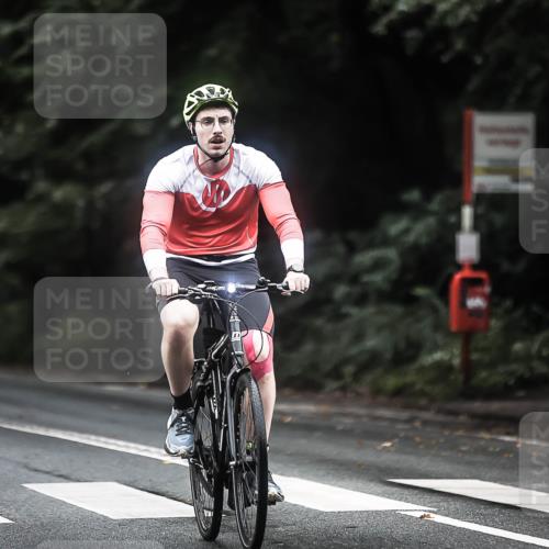 13.09.2026 - Stadtparktriathlon H.Heesch http://msf.ph/oto/10363435 13.09.2026 13:11:15 Radfahren 1216, 1253, 1384, 1404 meine-sportfotos.de