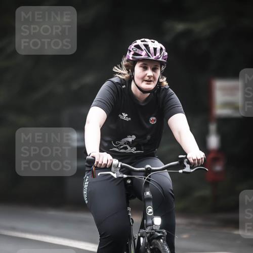 13.09.2026 - Stadtparktriathlon H.Heesch http://msf.ph/oto/10363436 13.09.2026 10:08:25 Radfahren 307 meine-sportfotos.de