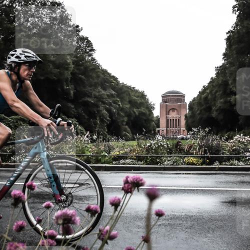 13.09.2026 - Stadtparktriathlon H.Heesch http://msf.ph/oto/10363438 13.09.2026 12:29:22 Radfahren 957, 1035, 1076, 1123 meine-sportfotos.de