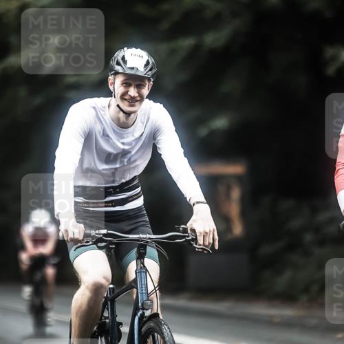 13.09.2026 - Stadtparktriathlon H.Heesch http://msf.ph/oto/10363461 13.09.2026 13:11:16 Radfahren 1216, 1253, 1384, 1404 meine-sportfotos.de