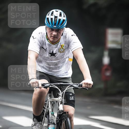 13.09.2026 - Stadtparktriathlon H.Heesch http://msf.ph/oto/10363465 13.09.2026 10:08:38 Radfahren 337 meine-sportfotos.de