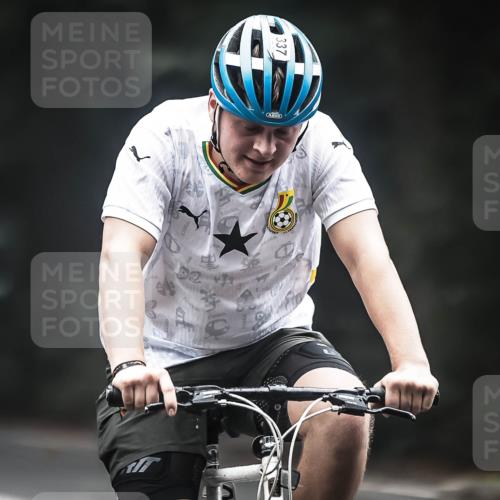 13.09.2026 - Stadtparktriathlon H.Heesch http://msf.ph/oto/10363484 13.09.2026 10:08:38 Radfahren 337 meine-sportfotos.de
