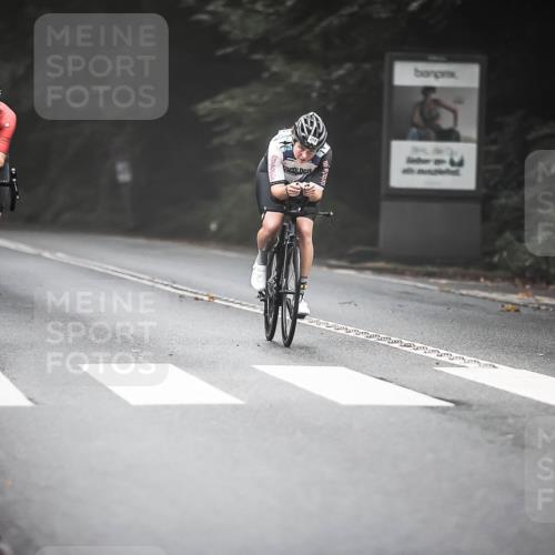 13.09.2026 - Stadtparktriathlon H.Heesch http://msf.ph/oto/10363505 13.09.2026 10:08:48 Radfahren 216, 218, 236, 301, 340 meine-sportfotos.de