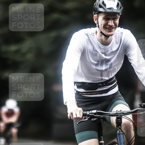 13.09.2026 - Stadtparktriathlon H.Heesch http://msf.ph/oto/10363509 13.09.2026 13:11:17 Radfahren 1191, 1253, 1384, 1404 meine-sportfotos.de