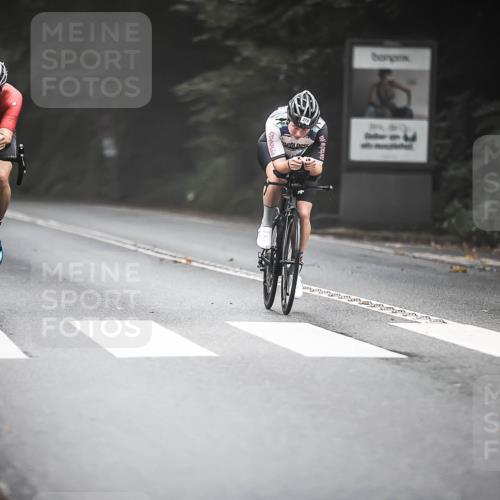 13.09.2026 - Stadtparktriathlon H.Heesch http://msf.ph/oto/10363512 13.09.2026 10:08:48 Radfahren 216, 218, 236, 301, 340 meine-sportfotos.de