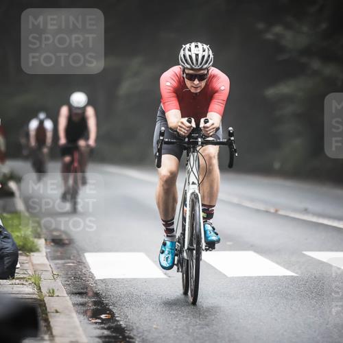 13.09.2026 - Stadtparktriathlon H.Heesch http://msf.ph/oto/10363515 13.09.2026 10:08:49 Radfahren 216, 218, 236, 301, 340 meine-sportfotos.de
