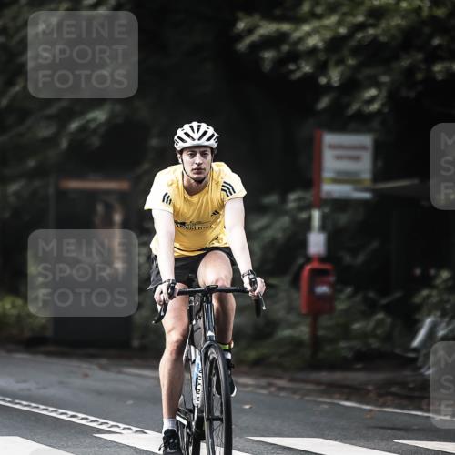 13.09.2026 - Stadtparktriathlon H.Heesch http://msf.ph/oto/10363547 13.09.2026 11:20:15 Radfahren 510, 589, 596, 597, 702 meine-sportfotos.de