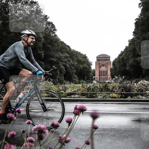 13.09.2026 - Stadtparktriathlon H.Heesch http://msf.ph/oto/10363549 13.09.2026 12:29:46 Radfahren 956, 1057, 1105, 1179 meine-sportfotos.de