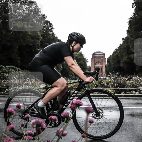 13.09.2026 - Stadtparktriathlon H.Heesch http://msf.ph/oto/10363563 13.09.2026 12:29:49 Radfahren 956, 1057, 1105, 1136, 1179 meine-sportfotos.de