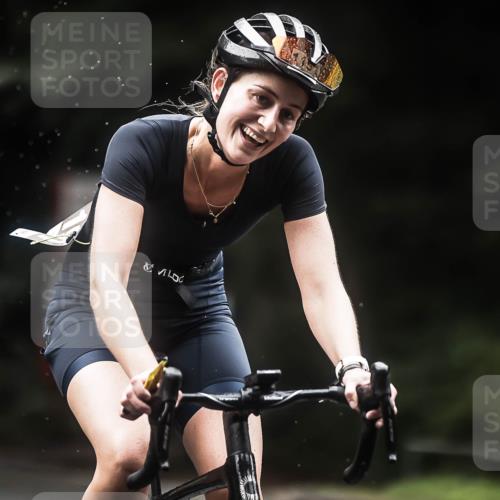 13.09.2026 - Stadtparktriathlon H.Heesch http://msf.ph/oto/10363610 13.09.2026 13:11:24 Radfahren 1191, 1200, 1253, 1359, 1465 meine-sportfotos.de