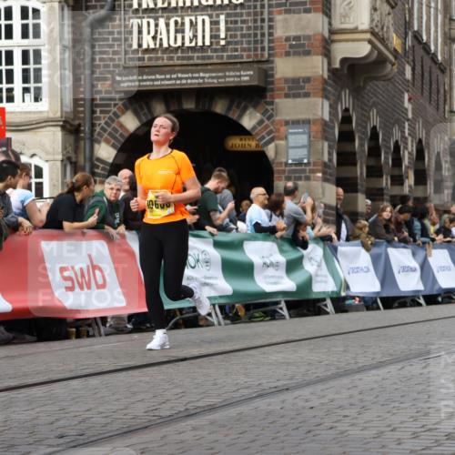 13.09.2026 - 21. swb-Marathon Bremen Strokosch-Dieckow http://msf.ph/oto/10363612 13.09.2026 10:59:19 Ziel 10254, 10383, 10415, 10427, 10477, 10485, 10668, 10787, 10794, 10832, 10843, 10948, 11034, 11267, 11278, 11602, 11913, 12015, 12127, 12130, 12131, 12176, 12200, 12271, 12297, 12414, 10147, 10377, 10745, 10922, 11151, 11207, 11519, 11594, 11873, 12267, 12295, 12481 meine-sportfotos.de
