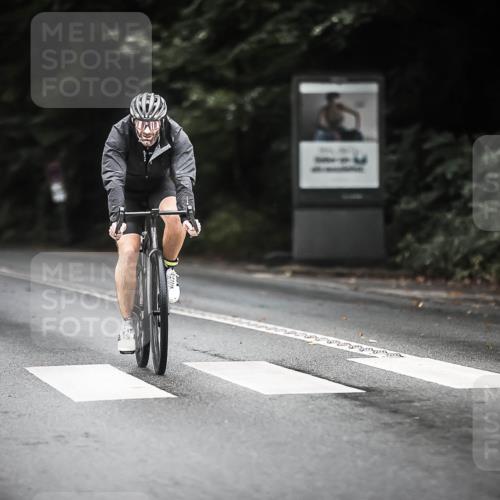 13.09.2026 - Stadtparktriathlon H.Heesch http://msf.ph/oto/10363627 13.09.2026 13:11:32 Radfahren 1200, 1250, 1348, 1359, 1445, 1465 meine-sportfotos.de